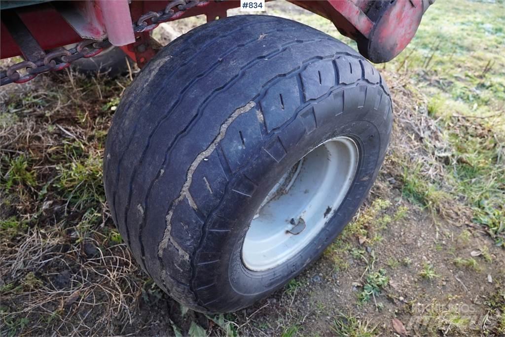 Kverneland UN7000 Rehuvaunut