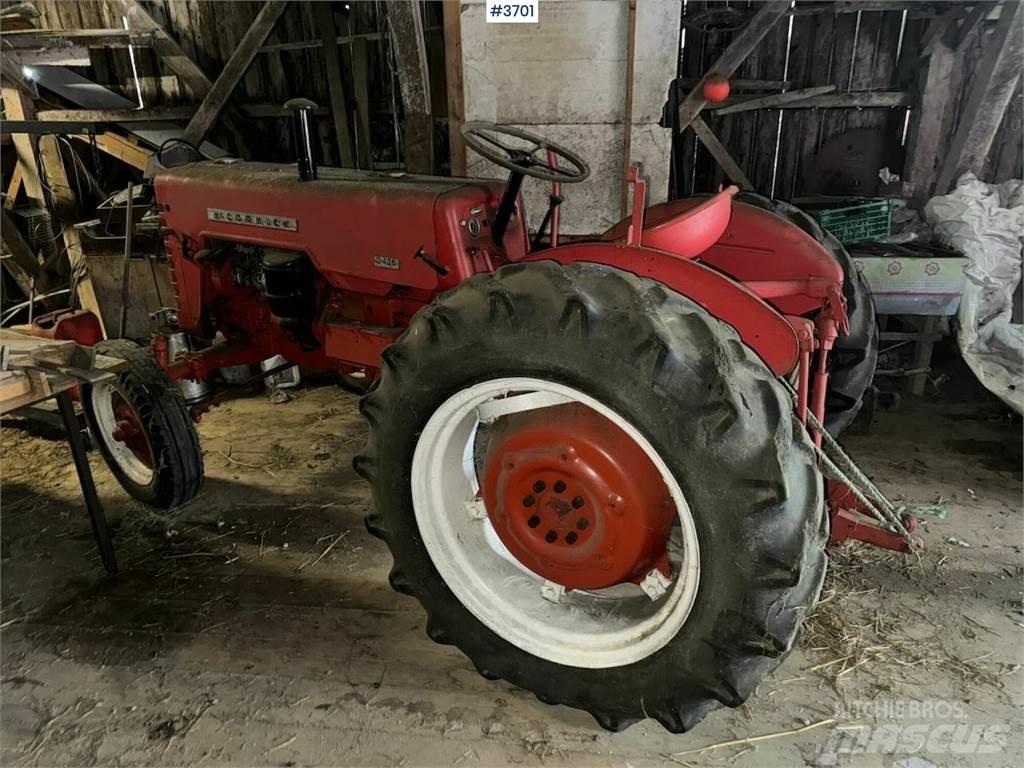 McCormick D-436 Traktorit