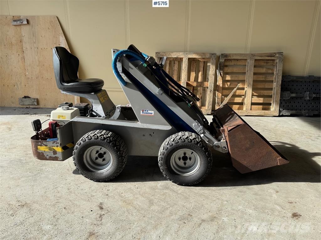 Multione F14B Yleiskuormaajat