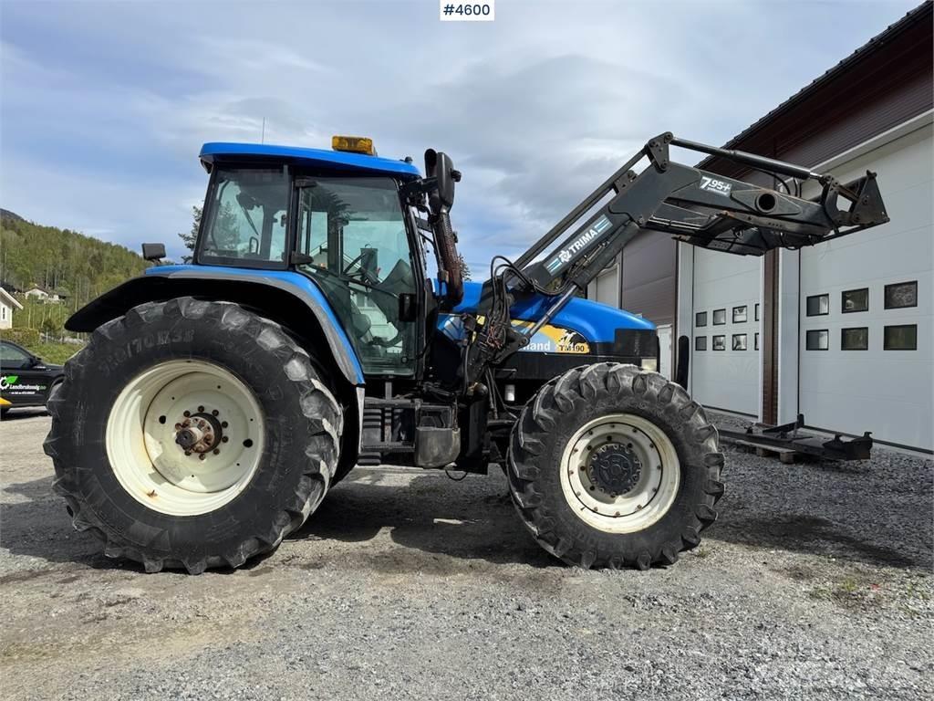 New Holland TM190 Traktorit