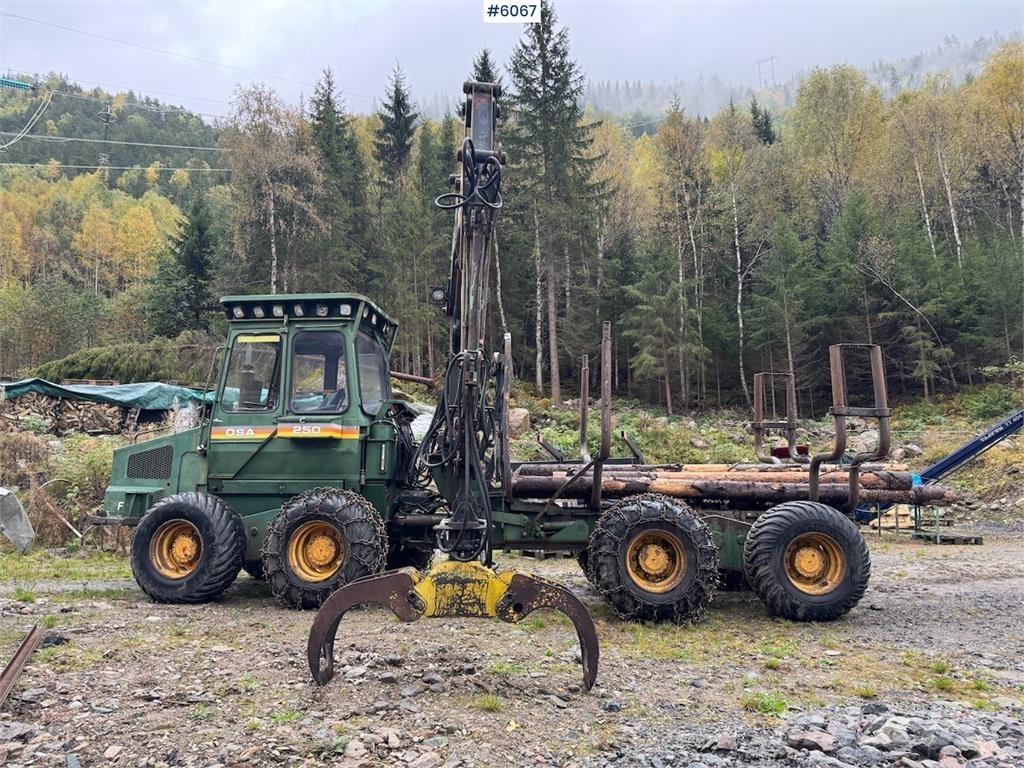  Øsa 250 FMG Kuormatraktorinosturit