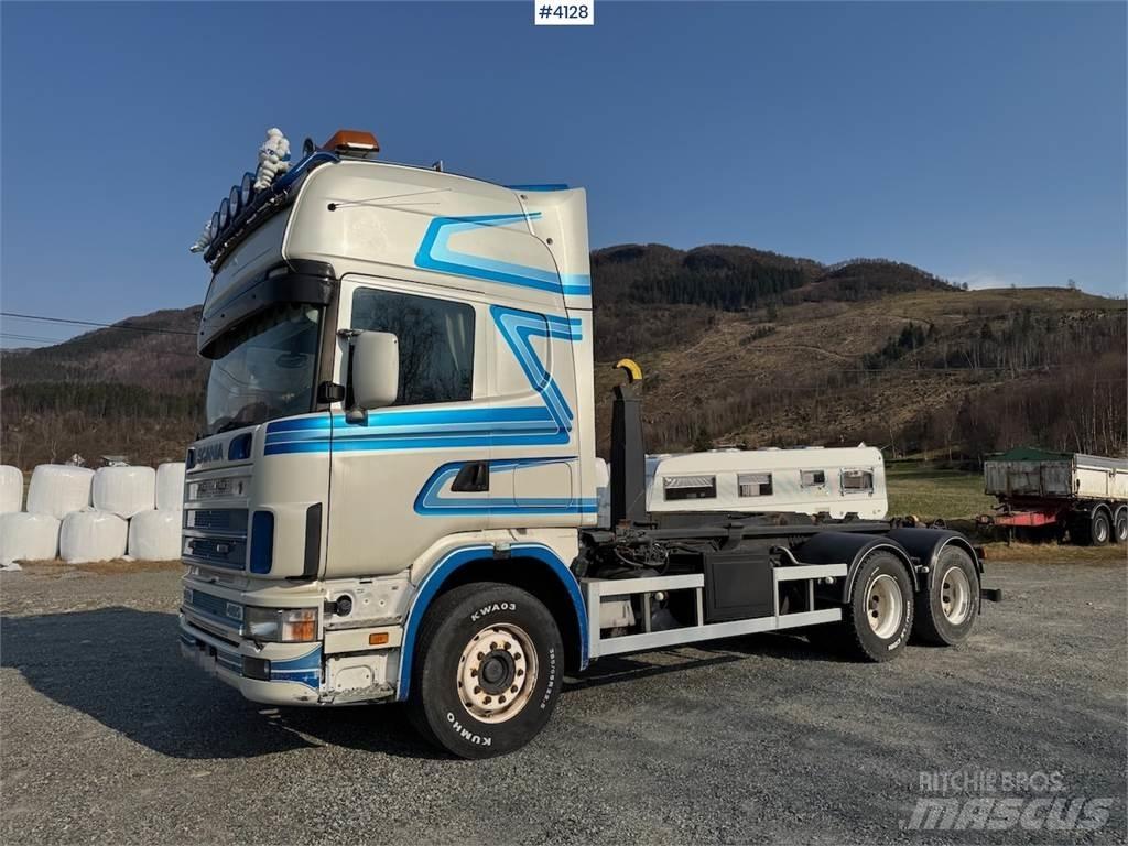 Scania 144G Umpikorikuorma-autot