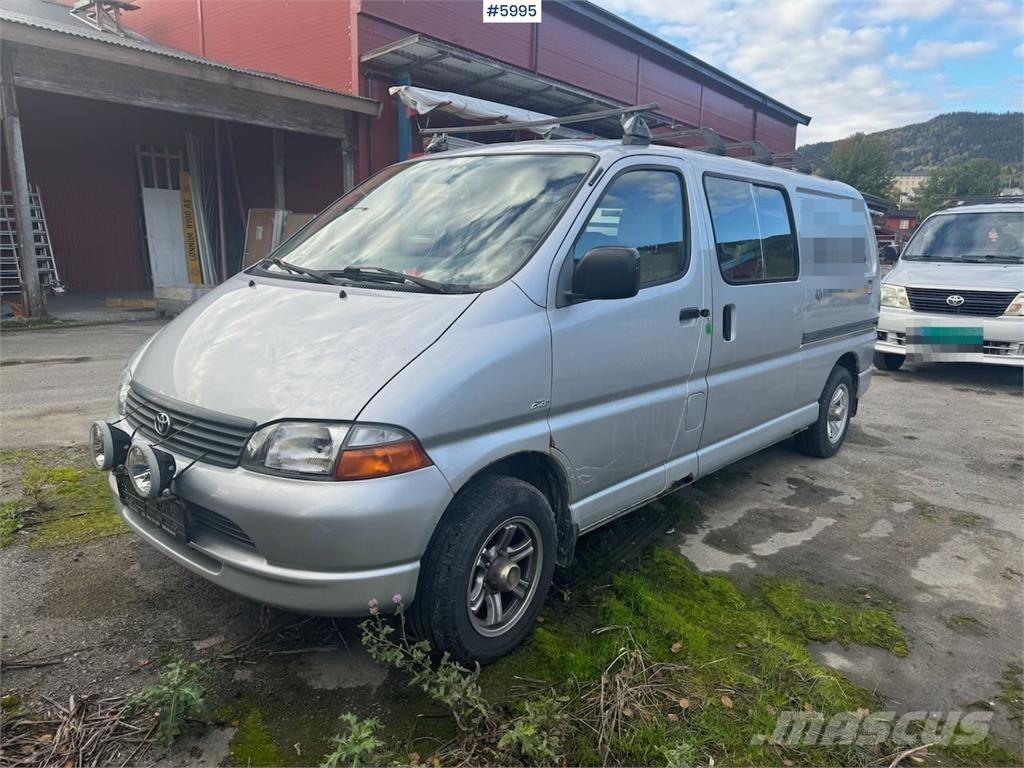 Toyota Hiace Pakettiautot