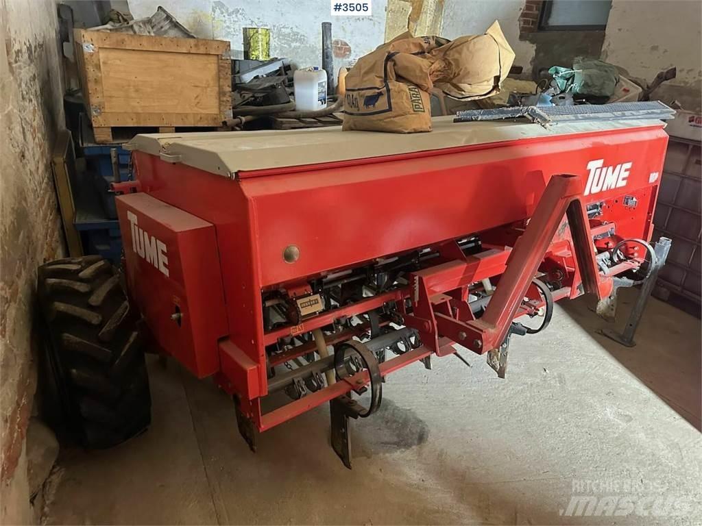 Tume KL 2500 Muut sadonkorjuukoneet