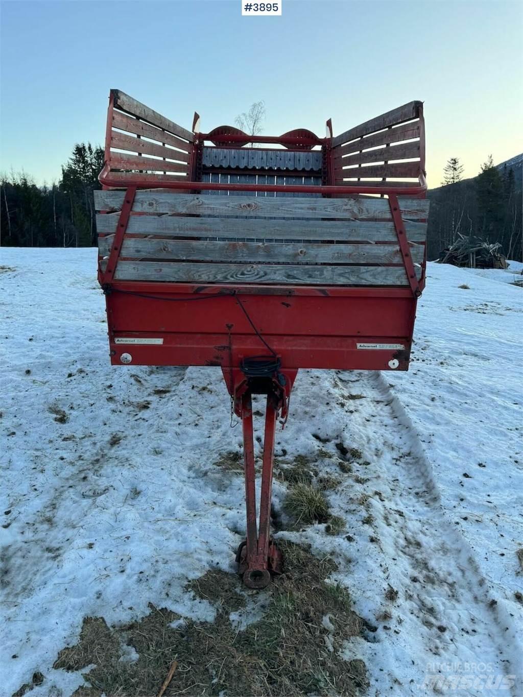 Underhaug 7000 Rehuvaunut