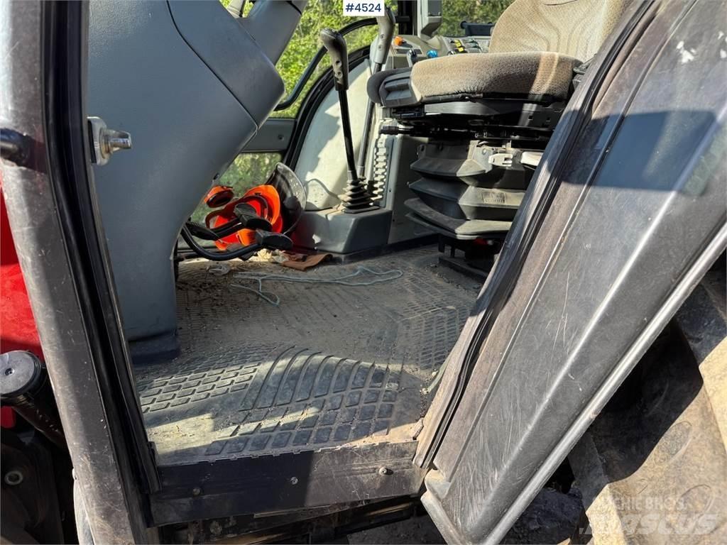 Valtra 6850 Traktorit