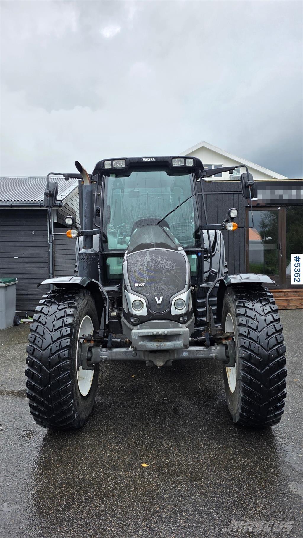 Valtra N103 Traktorit