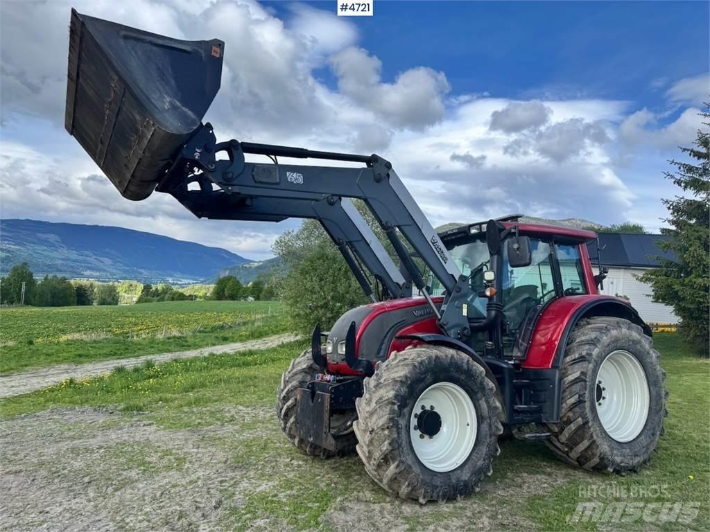 Valtra N142 Traktorit