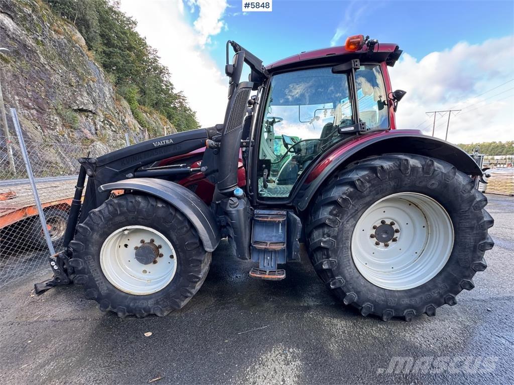 Valtra N174 Traktorit