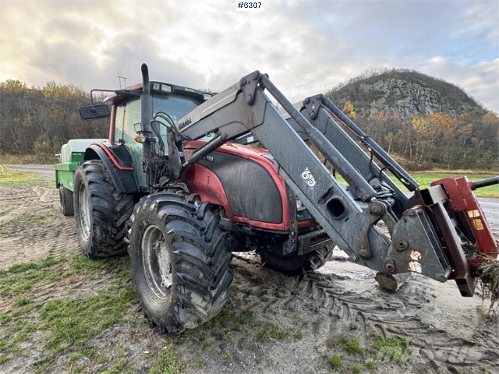 Valtra T190 Traktorit