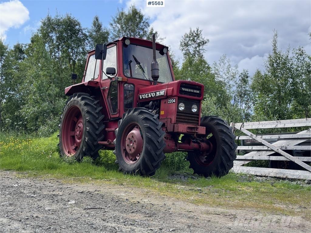 Volvo BM 2204 Traktorit