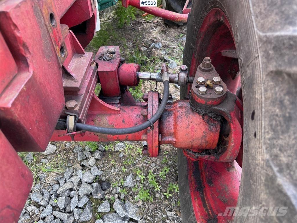 Volvo BM 2204 Traktorit