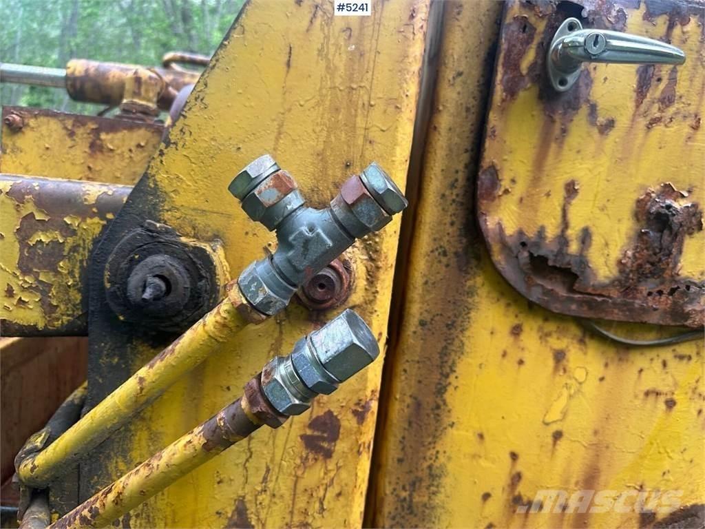 Volvo BM 612 Traktorit