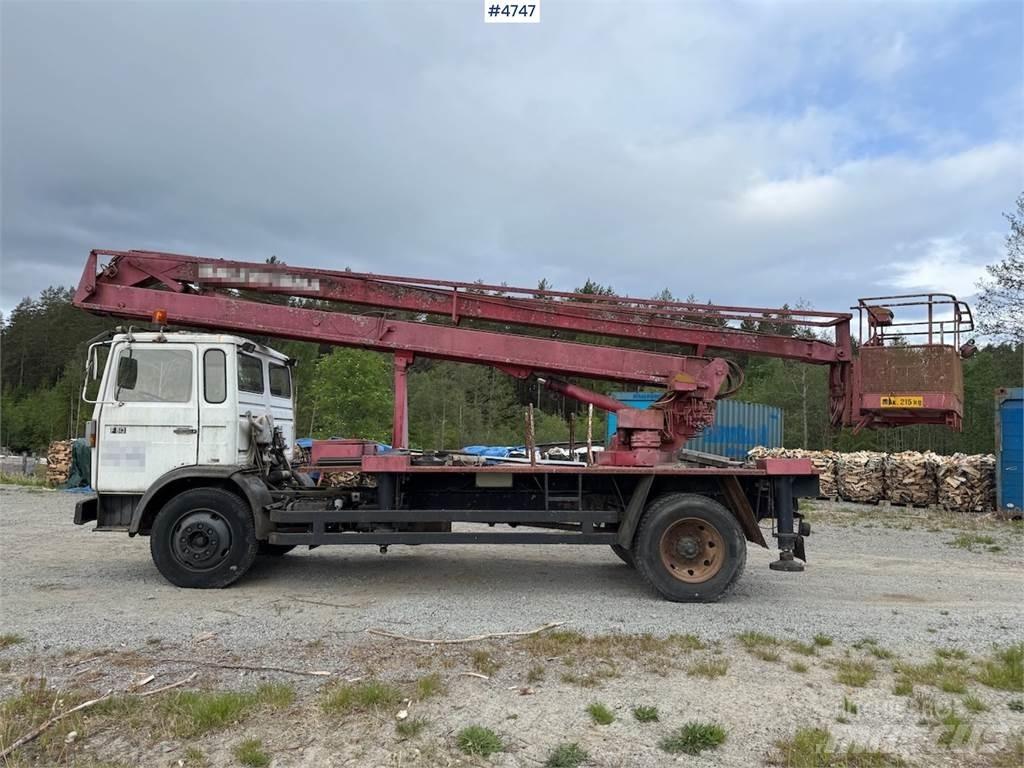 Volvo F 613 Nostolava-autot