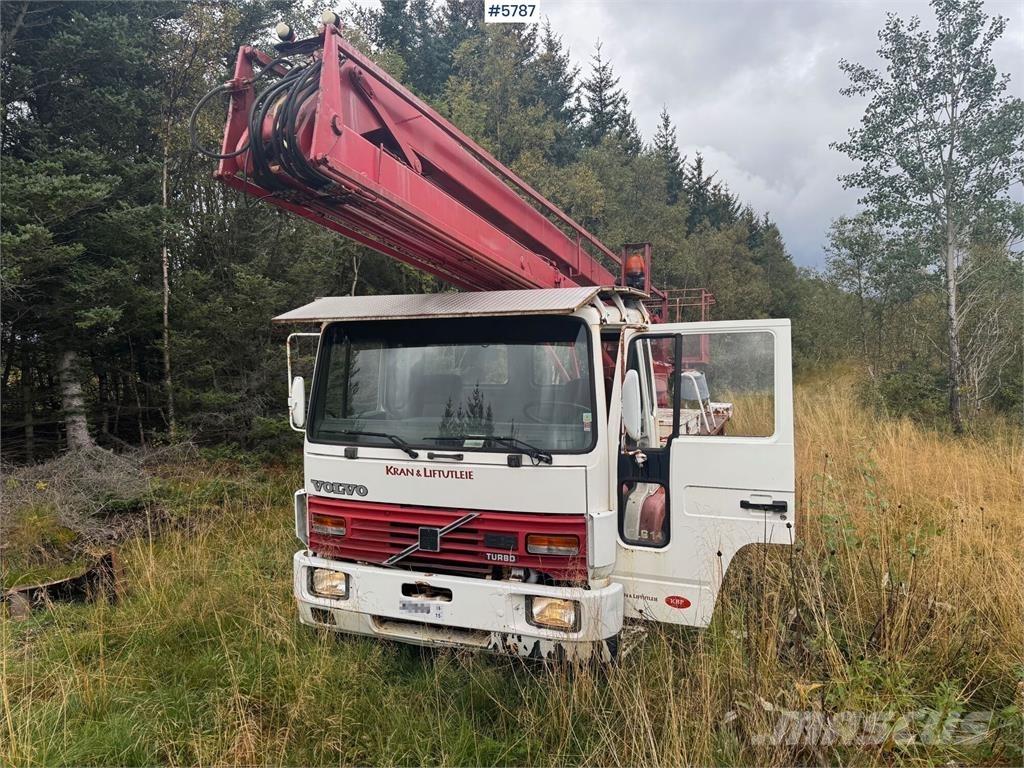 Volvo FL614 Nostolava-autot