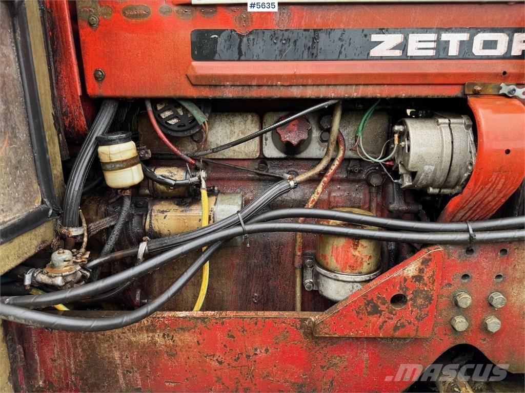 Zetor 5945 Traktorit
