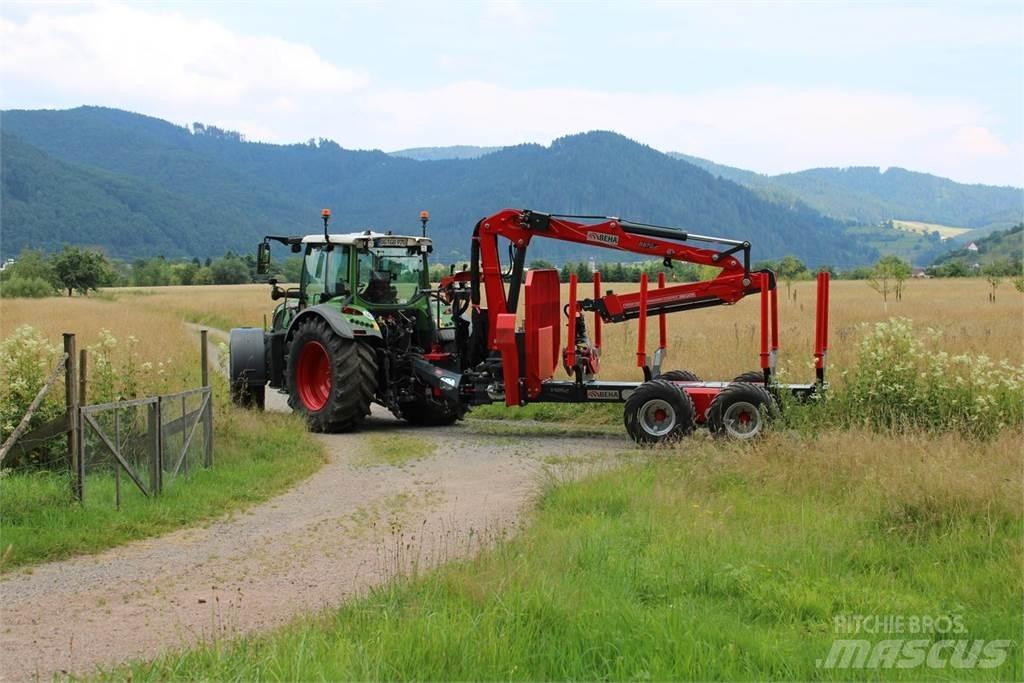 Beha V1200 mit 8870 Metsäperävaunut