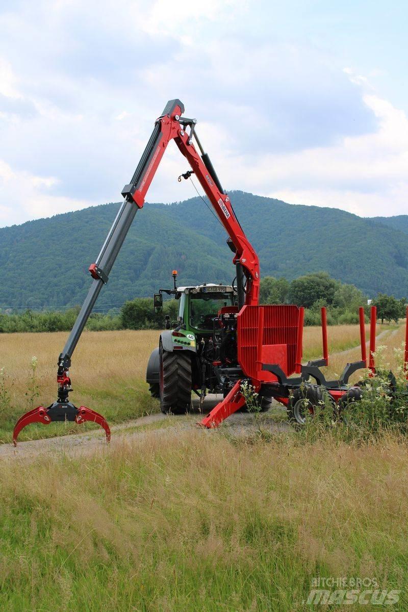 Beha V1200 mit 8870 Metsäperävaunut