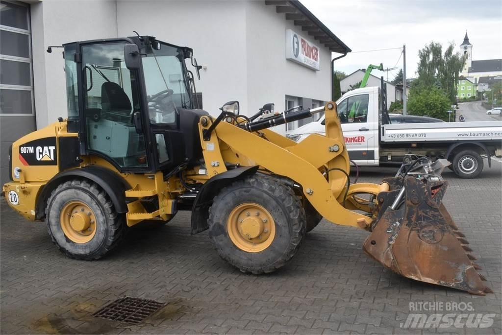 CAT 907M Pyöräkuormaajat