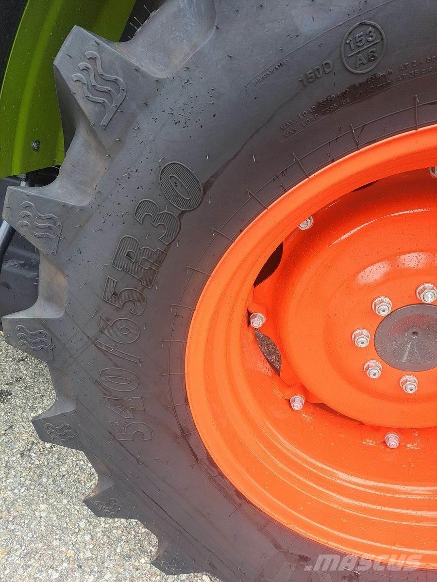 CLAAS Elios 320 Traktorit