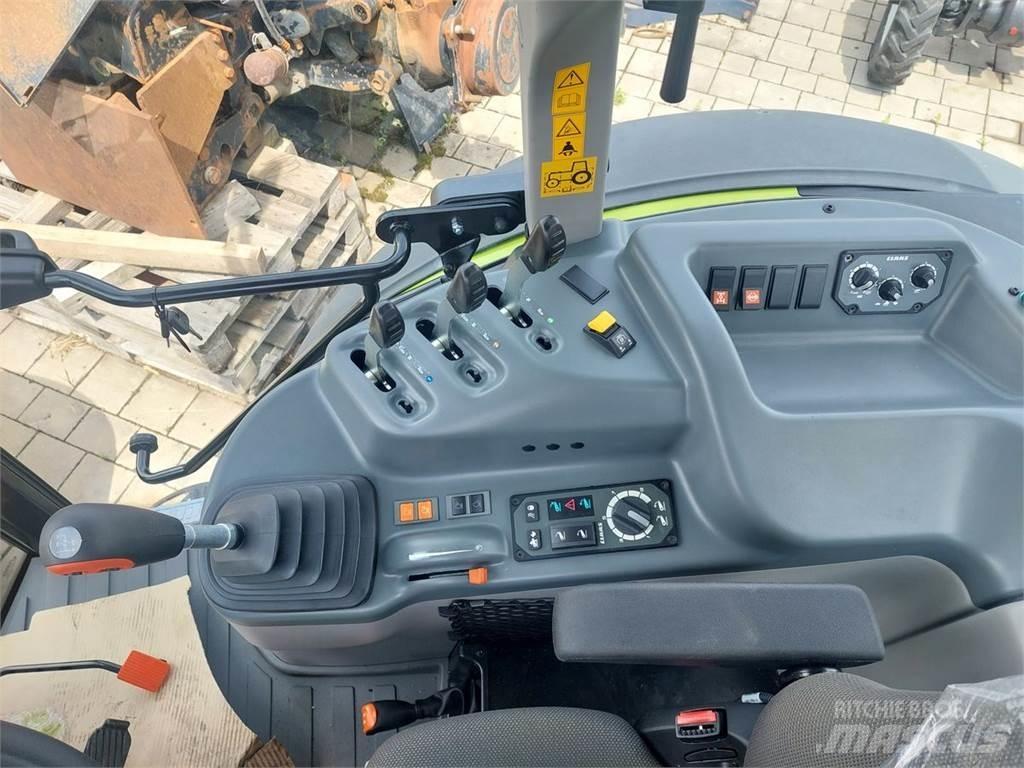 CLAAS Elios 330 Traktorit