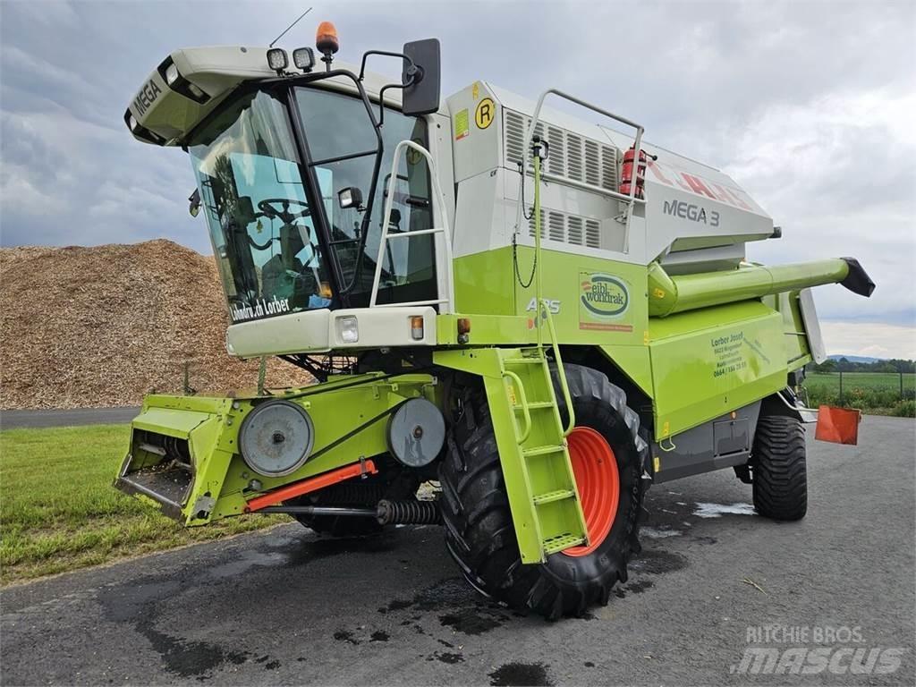 CLAAS Mega 370 Leikkuupuimurit