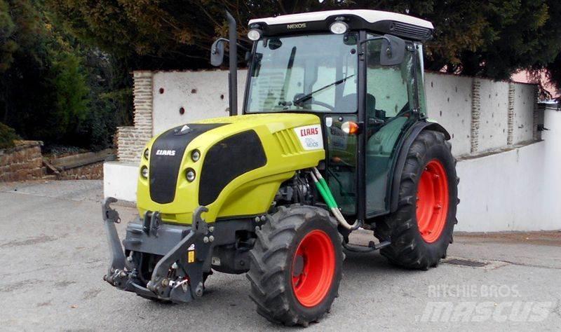 CLAAS Nexos 230 VL Traktorit