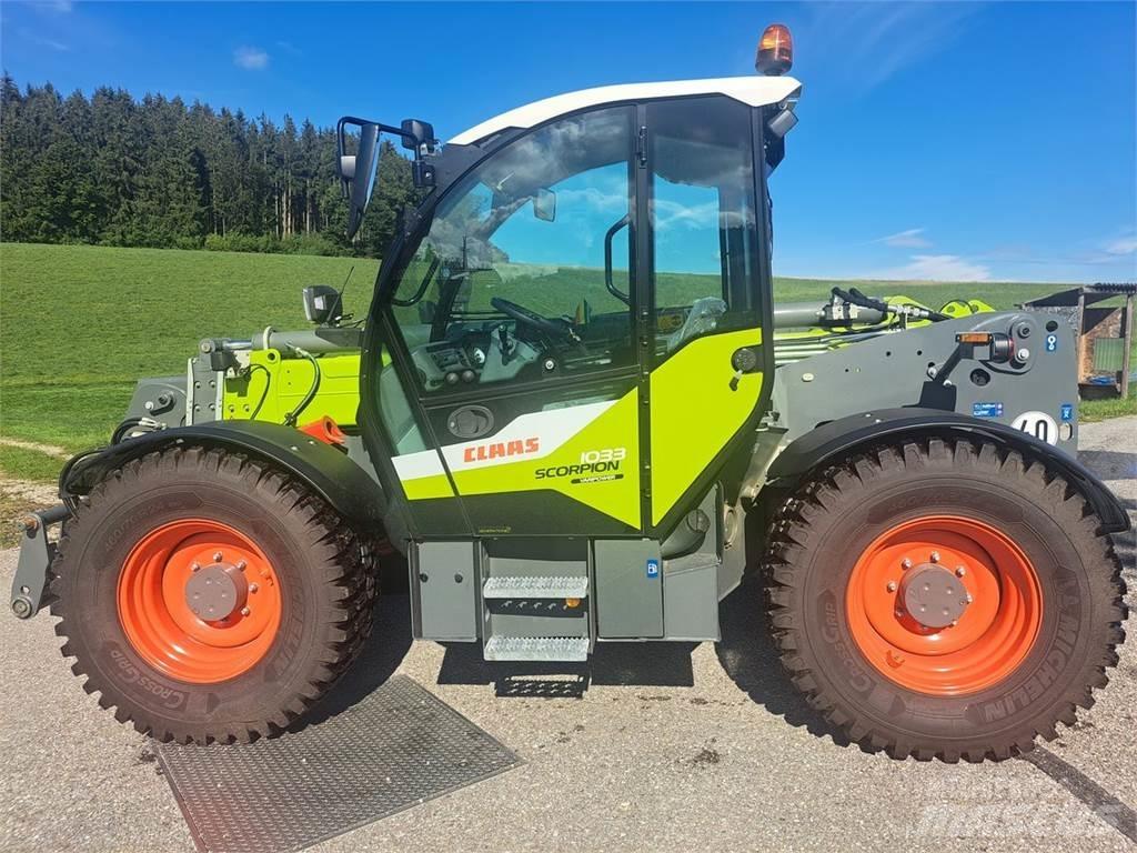 CLAAS Scorpion 1033 Kurottajat