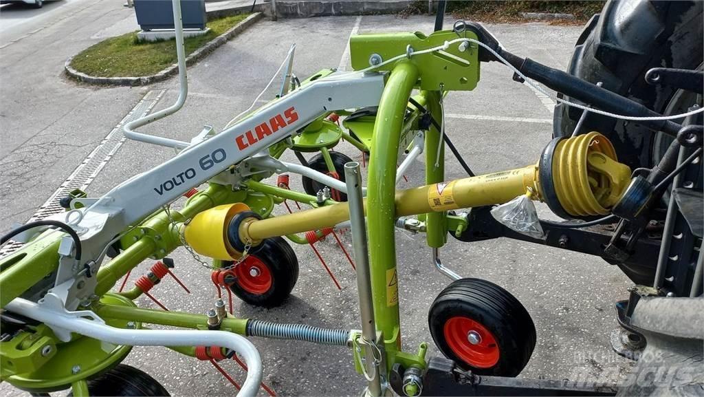 CLAAS Volto 60 Pöyhimet ja haravat