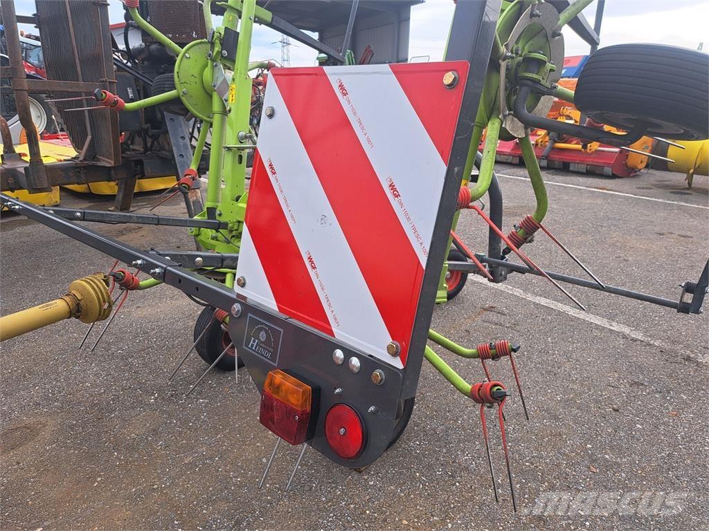 CLAAS Volto 65 Pöyhimet ja haravat