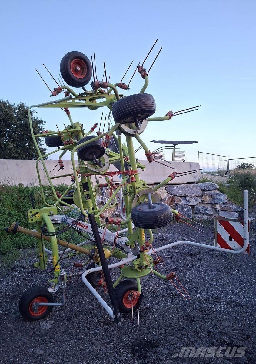 CLAAS Volto 80 Pöyhimet ja haravat