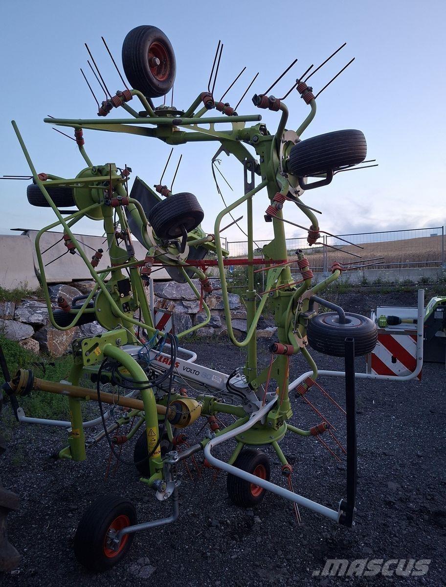 CLAAS Volto 80 Pöyhimet ja haravat