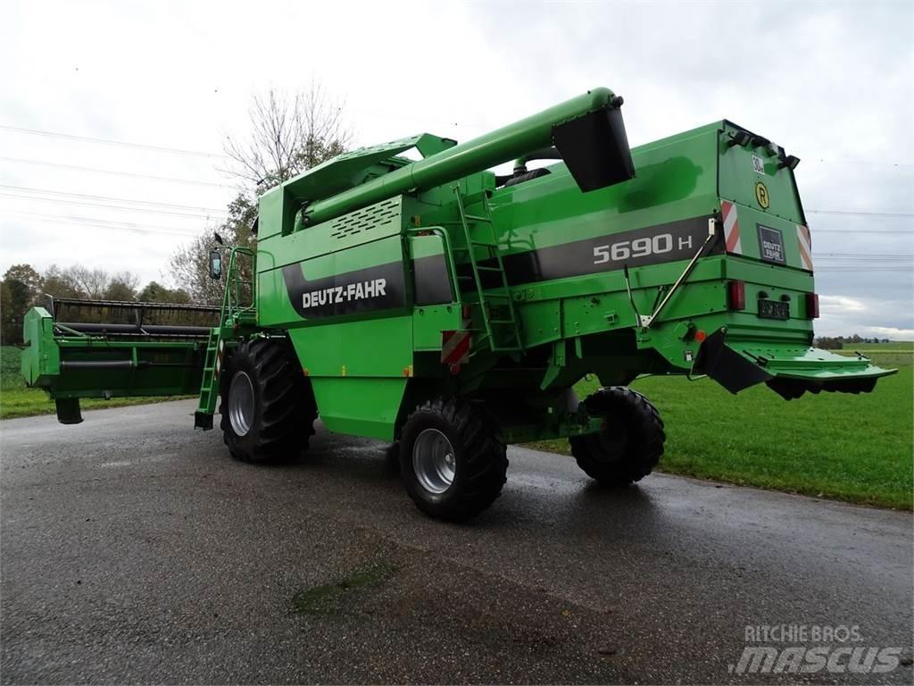 Deutz-Fahr 5690 H Leikkuupuimurit