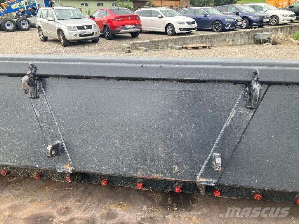  Dunggabel 2,2m Etukuormaimen varusteet