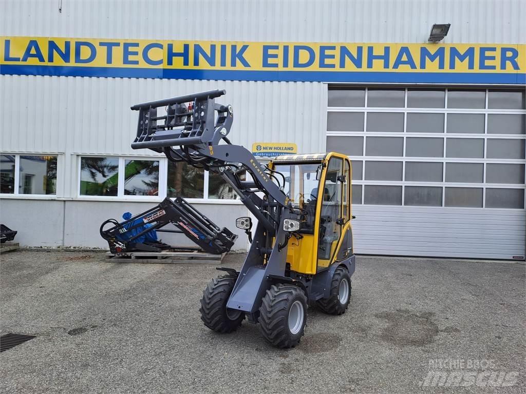 Eurotrac W 11 Etukuormaimet ja kaivuulaitteet