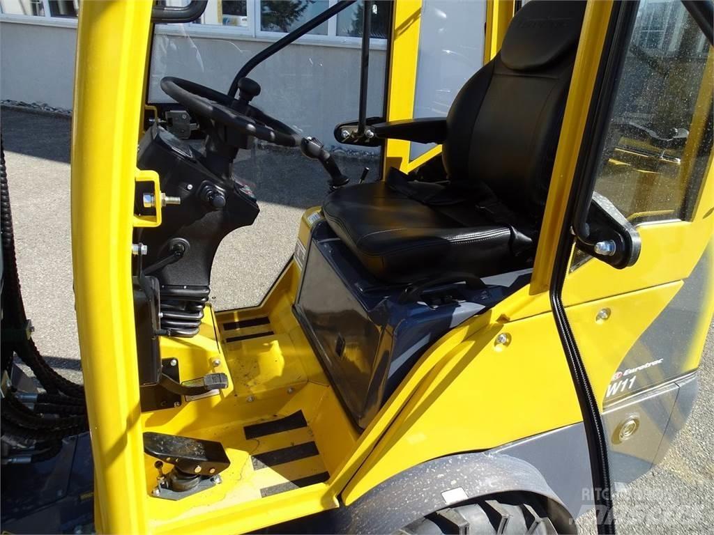 Eurotrac W11 C Etukuormaimet ja kaivuulaitteet