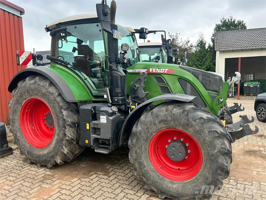 Fendt 724 Vario Traktorit
