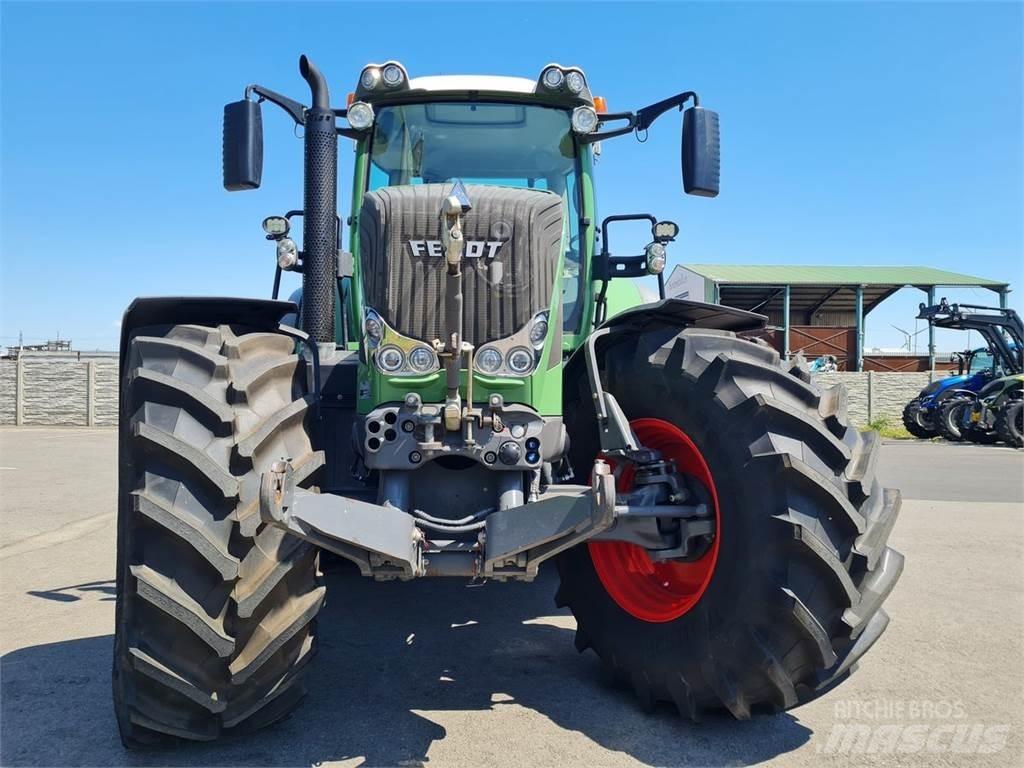 Fendt 828 Vario Traktorit