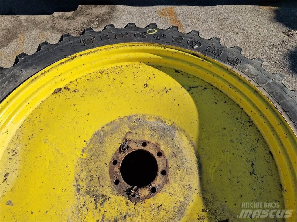 Firestone 230/95R44 Renkaat ja vanteet