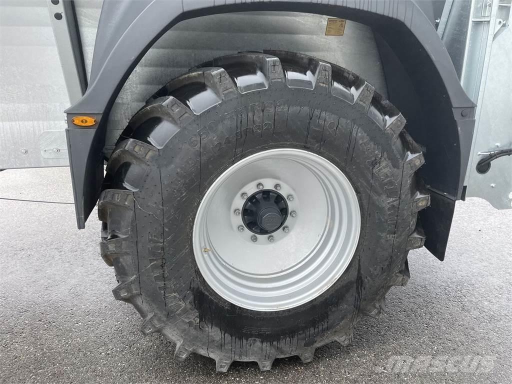 Fliegl ADS 120 Kuivalannan levittimet
