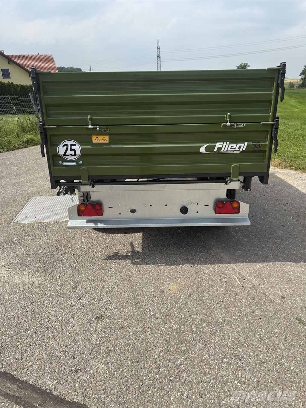 Fliegl EDK 50 FOX Kippiperävaunut