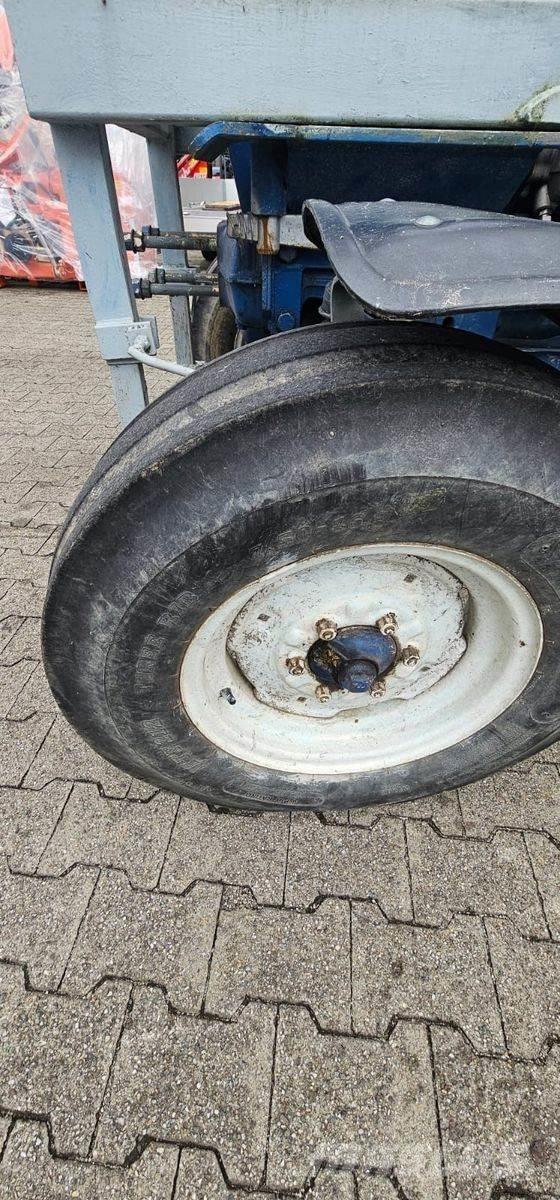 Ford 4000 Traktorit