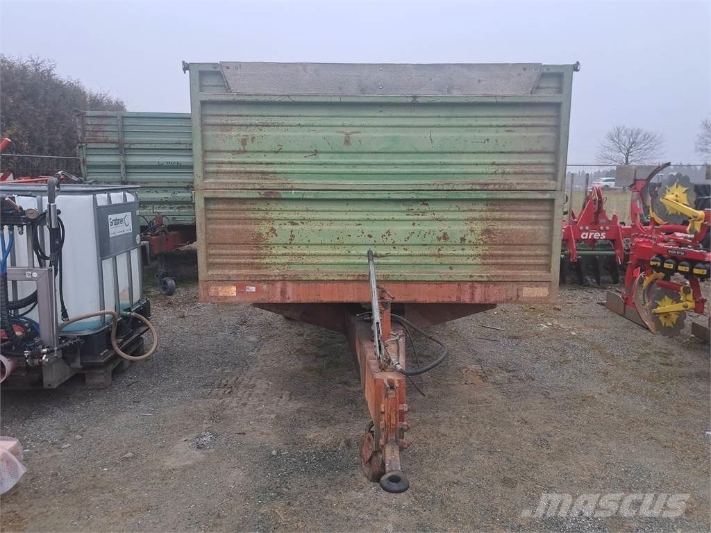 Fritz 6 to Kippiperävaunut