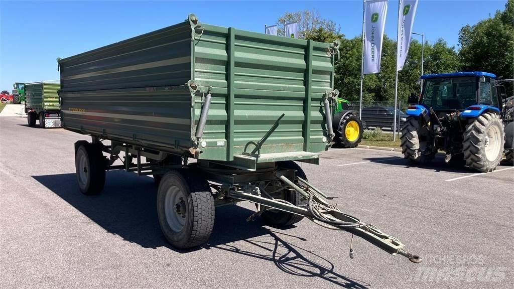 Fuhrmann 6 to Kippiperävaunut