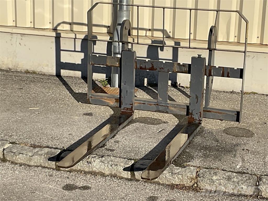 Gehl Palettengabel Kurottajat