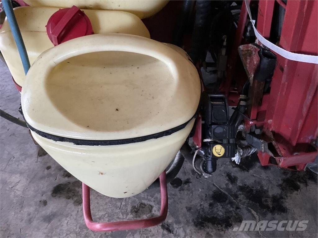 Hardi Master 1200 Hinattavat ruiskut