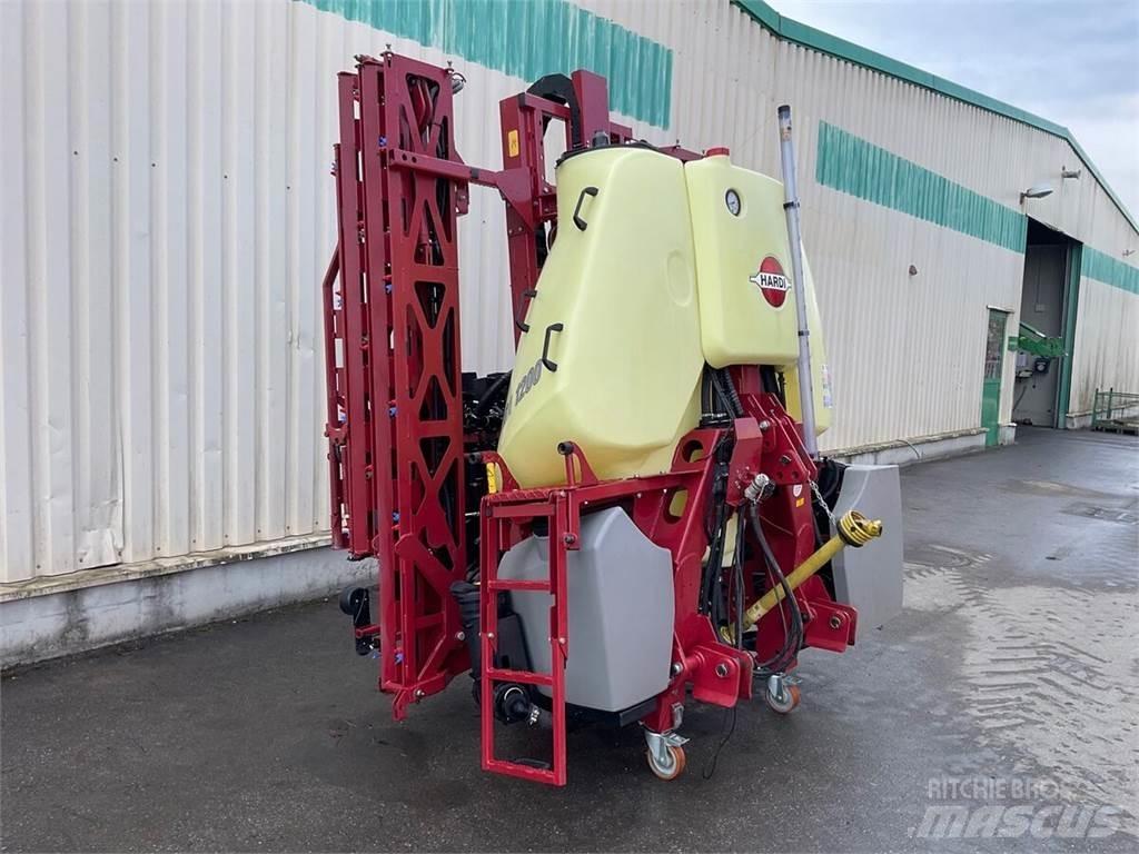 Hardi MEGA 1200 Hinattavat ruiskut