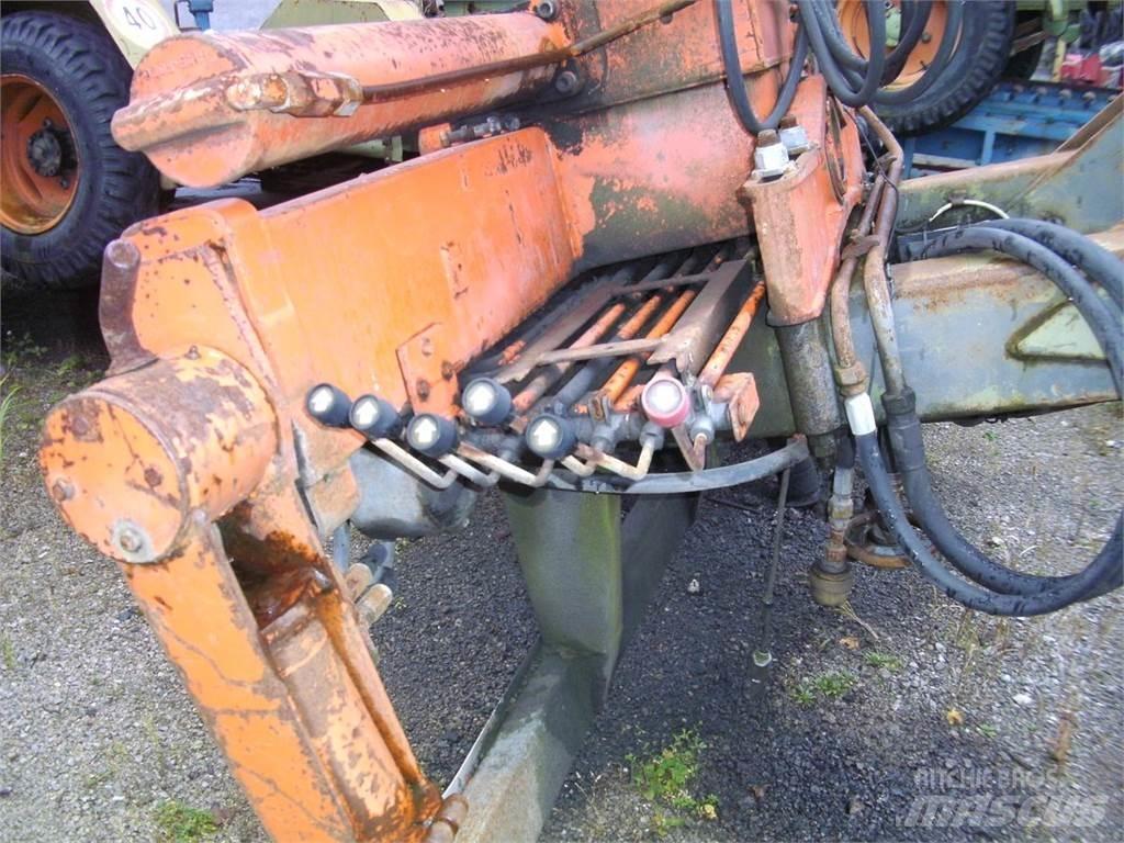 Hiab 765 Juontokourat ja kuormaimet