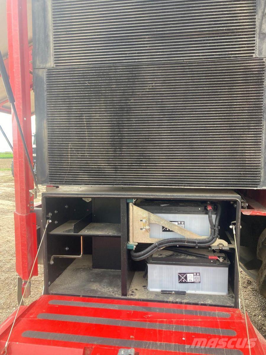 Holmer T4-30 Juurikkaannostokoneet