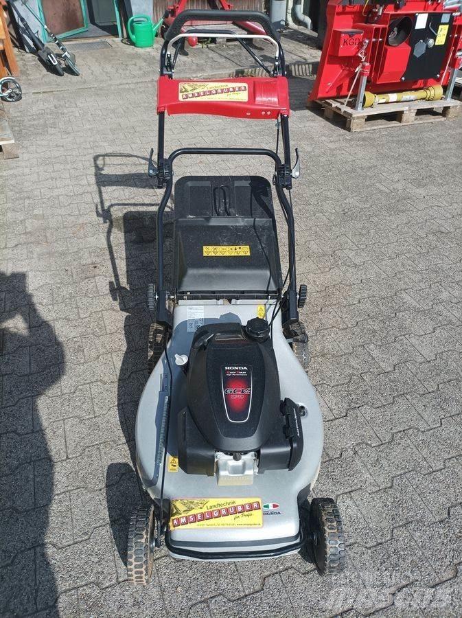 Honda HT 57 SH Päältäajettavat ruohonleikkurit